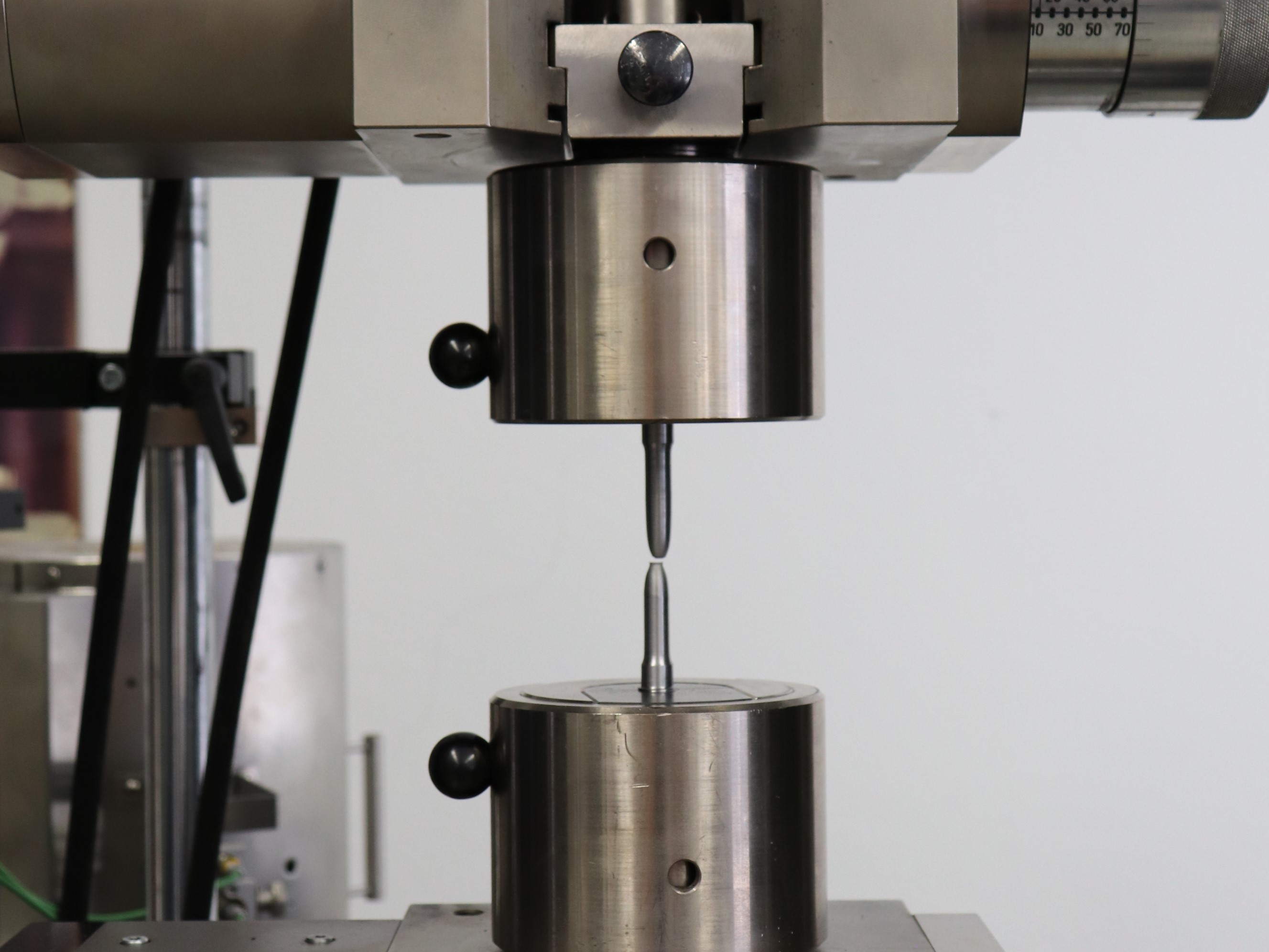 Zugversuch Ø6mm in Anlehnung an DIN EN ISO 6892-1 wie gebaut (unbearbeitete Oberfläche)